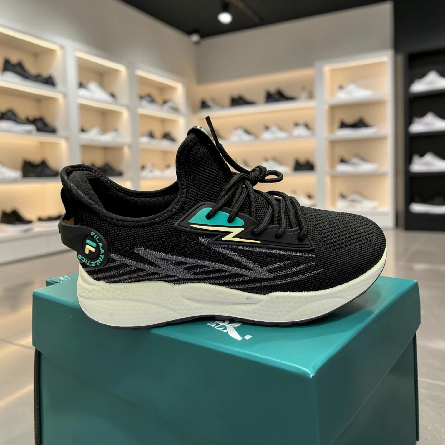 Fila Black Men's  Sneakers –বাইক,রানিং,জিম,ট্যুর ,ট্রাবেল,জগিং,অফিস,ক্যাজুয়াল,ক্যাম্পাস - Image 11